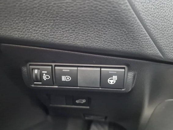 Vehicle image 13 Vehicle image 13