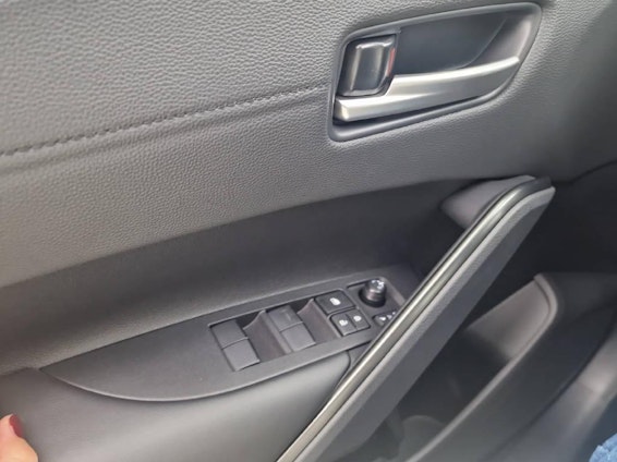 Vehicle image 12 Vehicle image 12