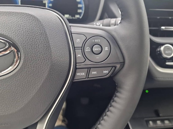 Vehicle image 9 Vehicle image 9