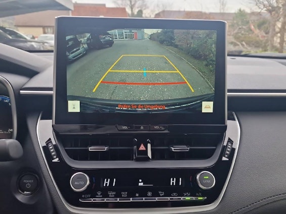 Vehicle image 10 Vehicle image 10