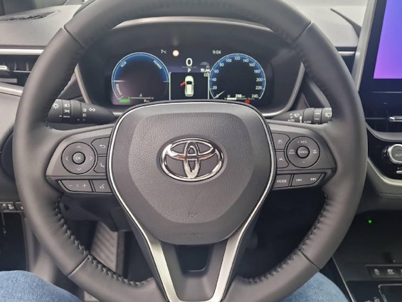 Vehicle image 6 Vehicle image 6