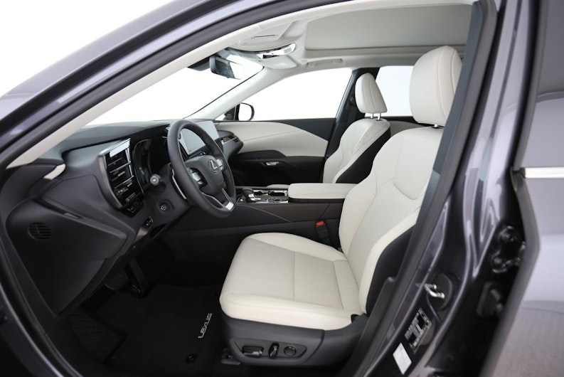 Vehicle image LEXUS RX