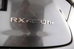 Lexus RX 450h+ F-Line