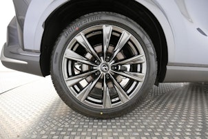 Vehicle image LEXUS RX 450h+ F-Line