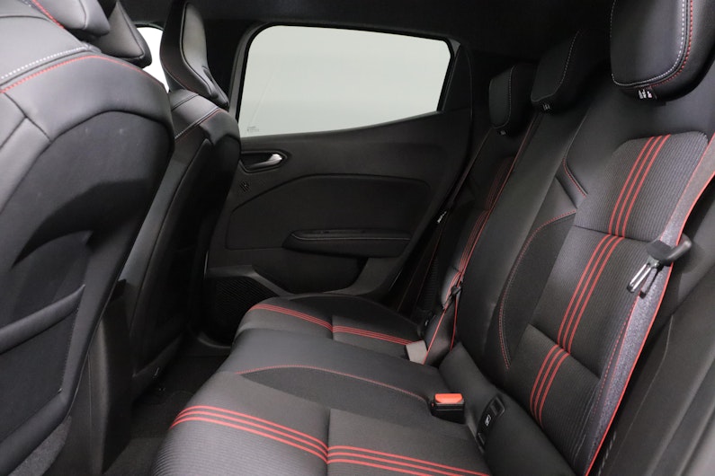 Vehicle image RENAULT CLIO