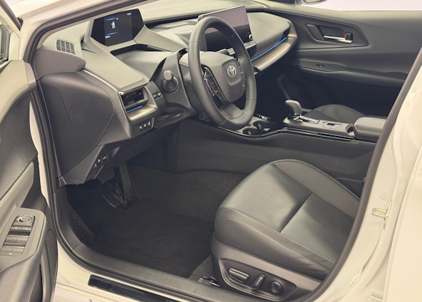 Vehicle image 6 Vehicle image 6