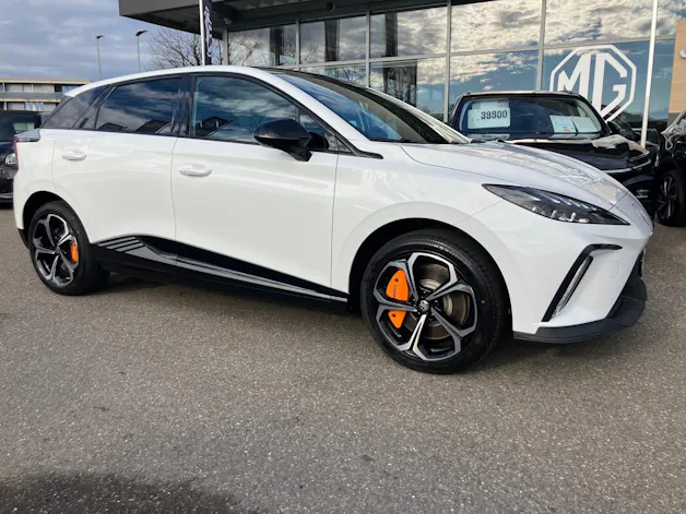 MG 4 64kWh Xpower 4WD