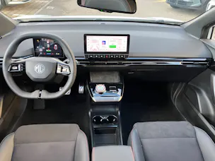 MG 4 64kWh Xpower 4WD