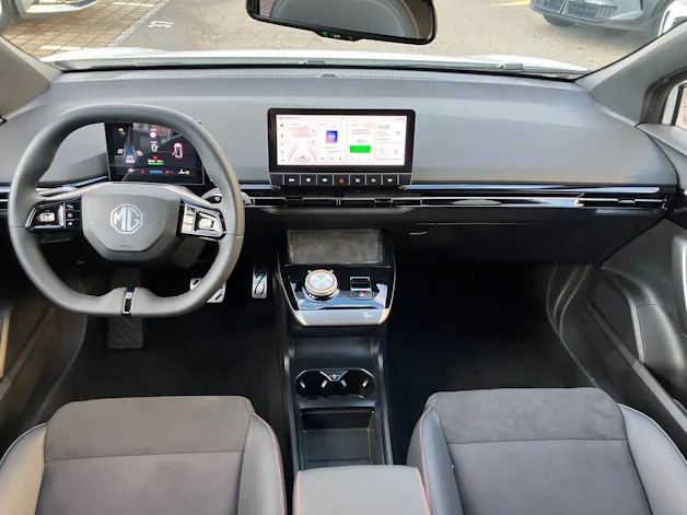 MG 4 64kWh Xpower 4WD