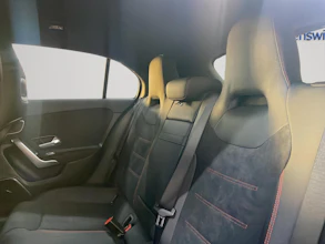 https://vehicle.imgix.net/4119743/3095f38c-d106-49eb-954b-2e3ad574f580.jpg