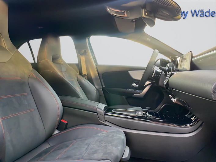 Fahrzeugbild MERCEDES-BENZ A 220