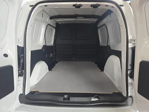 https://vehicle.imgix.net/4119794/9efba622-04ba-4dc4-b151-5c17b9236d85.jpg