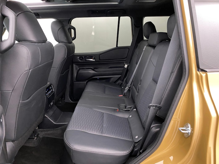 Vehicle image TOYOTA LANDCRUISER