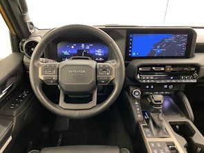 Vehicle image TOYOTA Land Cruiser 2.8 D Invincible