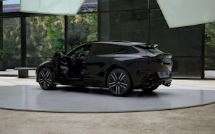 Vehicle image ASTON MARTIN DBX S 4.0 V8 Bi-Turbo