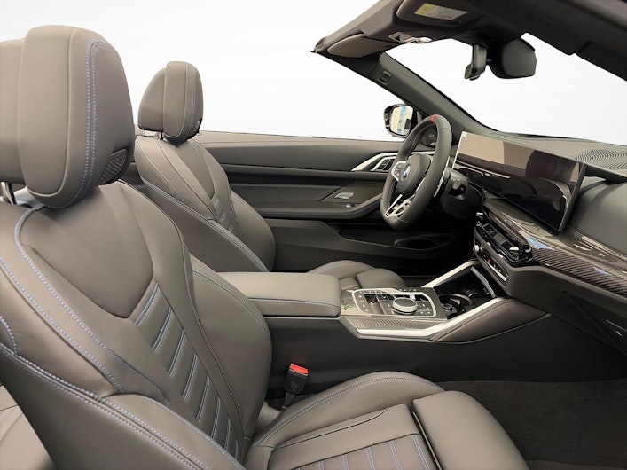 Vehicle image BMW 4 SERIES