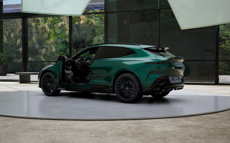 Vehicle image ASTON MARTIN DBX