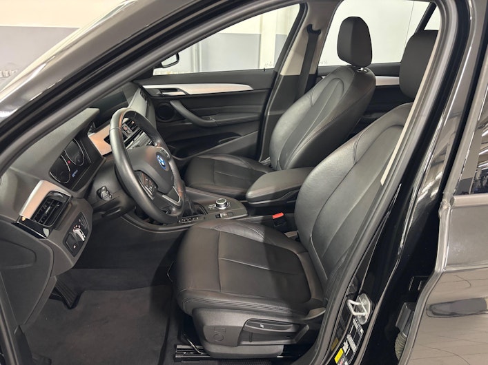 Vehicle image BMW X1