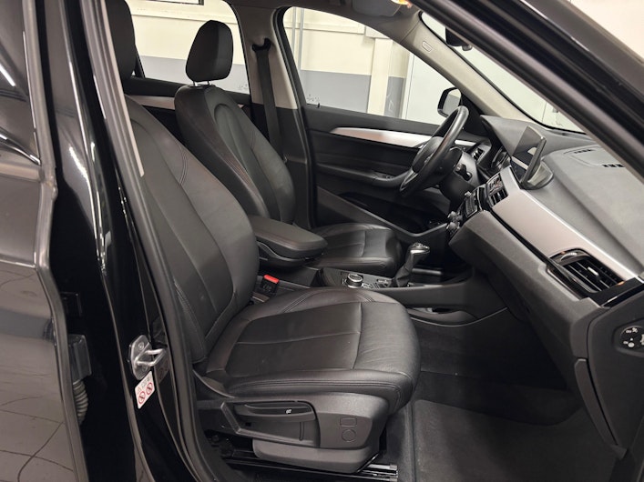 Vehicle image BMW X1