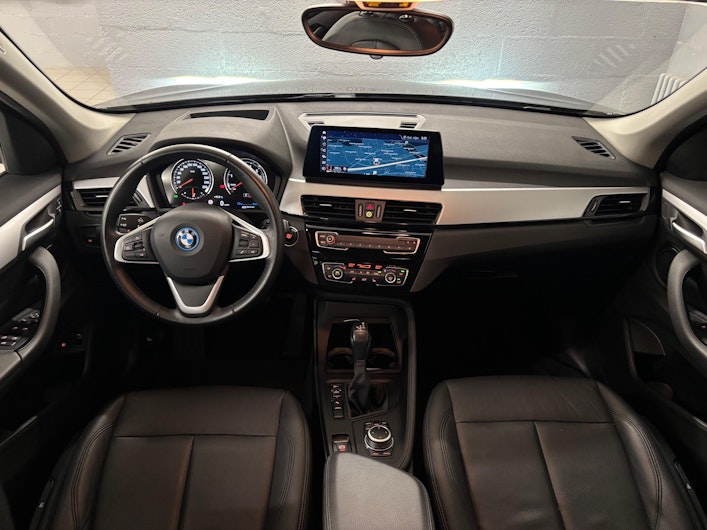 Vehicle image BMW X1