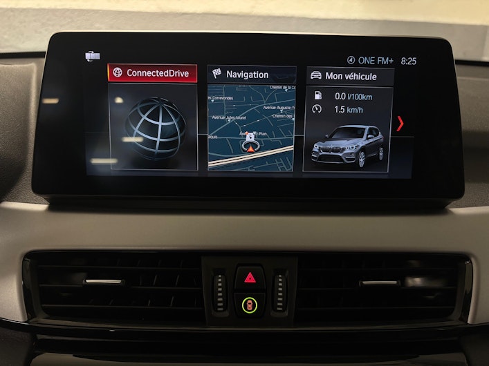 Vehicle image BMW X1