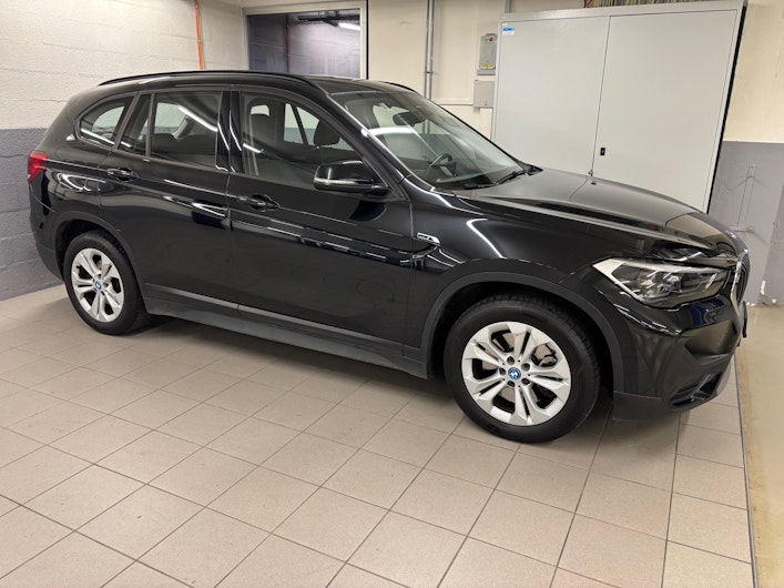 Vehicle image BMW X1