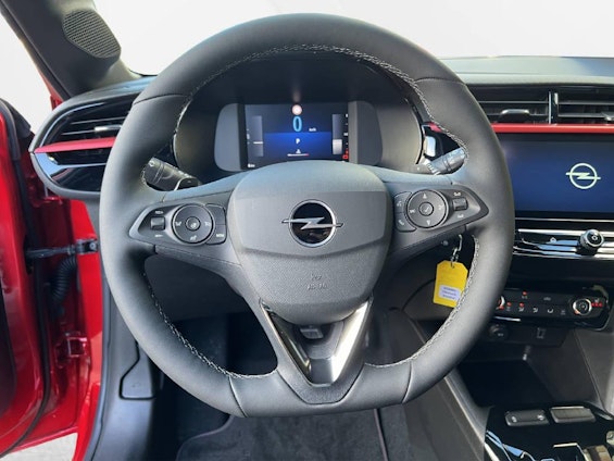 Vehicle image 5 Vehicle image 5