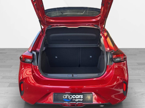 Vehicle image 8 Vehicle image 8