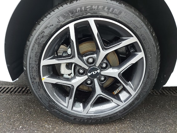 Vehicle image 22 Vehicle image 22