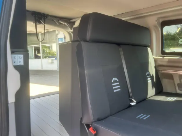 Ford Transit Custom Nugget 320 L2 2.0 EcoBlue 170 Active