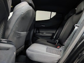 Vehicle image TOYOTA C-HR 1.8 VVTi HSD Trend