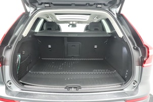 Vehicle image VOLVO XC60 2.0 T8 TE Ultra Dark eAWD