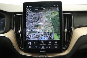 Vehicle image VOLVO XC60 2.0 T8 TE Ultra Dark eAWD