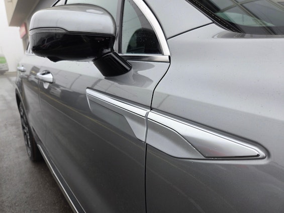 Vehicle image 10 Vehicle image 10