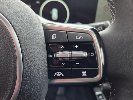 Vehicle image 26 Vehicle image 26