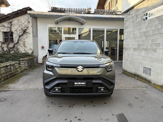 Vehicle image 6 Vehicle image 6