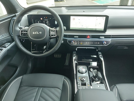 Vehicle image 25 Vehicle image 25