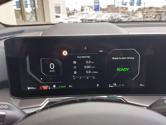 Vehicle image 19 Vehicle image 19