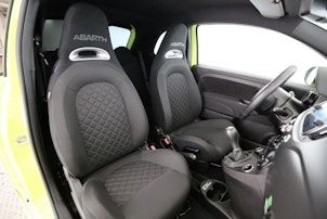 Vehicle image FIAT 595 Abarth 1.4 T-Jet 165 Pista