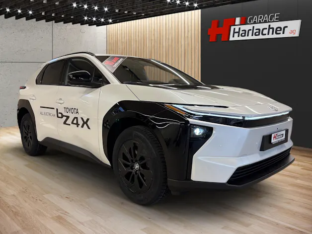 Toyota bZ4X Style AWD
