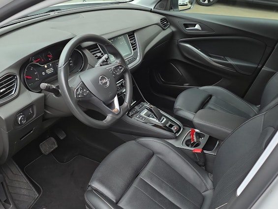 Vehicle image 15 Vehicle image 15