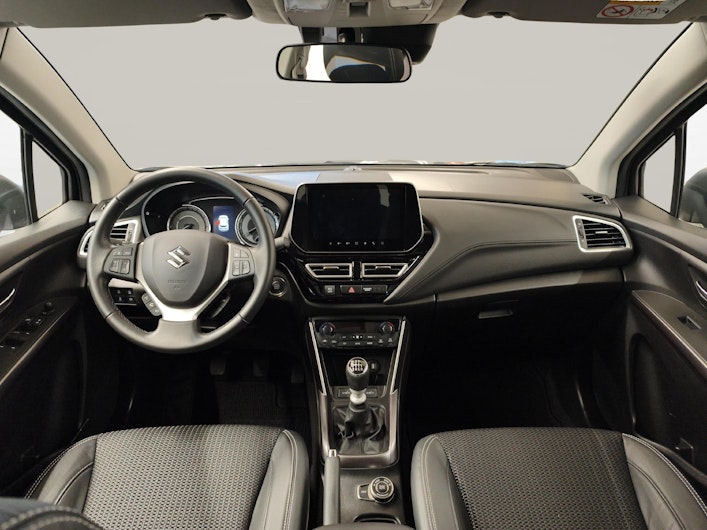 image du véhicule SUZUKI S-CROSS