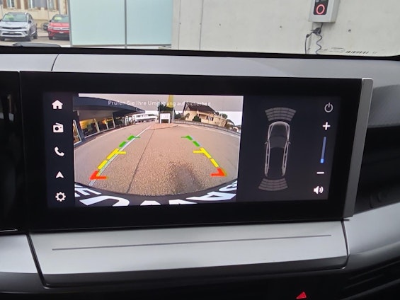 Vehicle image 22 Vehicle image 22