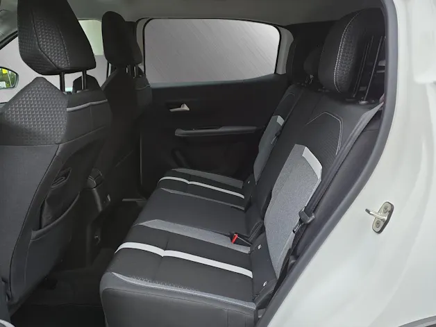 Opel Frontera 1.2 T HEV 145 GS 7-Sitzplätzer