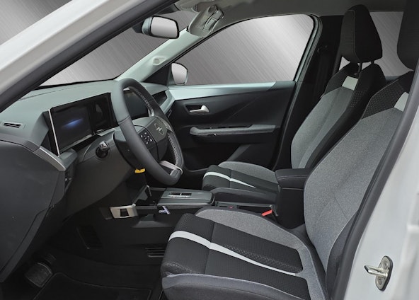 Vehicle image 8 Vehicle image 8