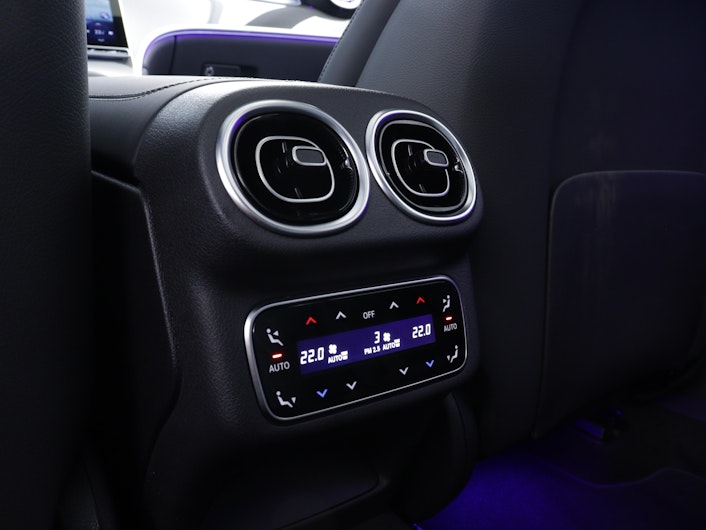 Vehicle image MERCEDES-BENZ GLC 220