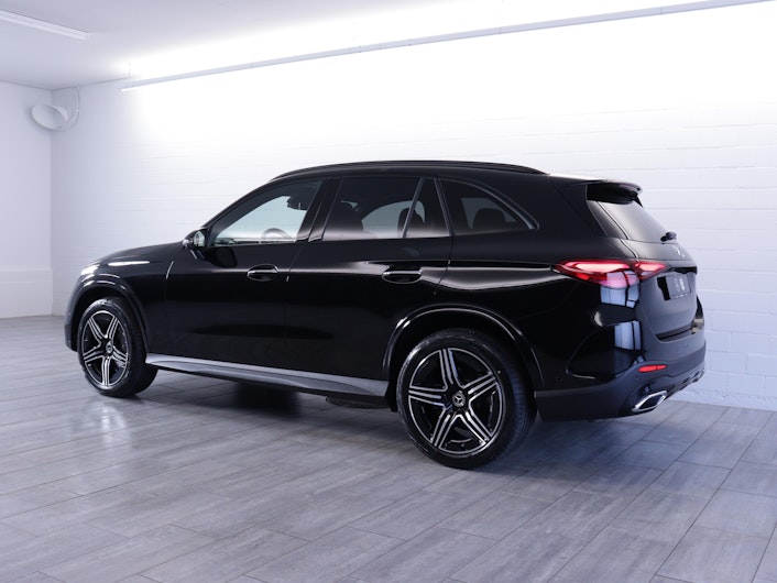 Vehicle image MERCEDES-BENZ GLC 220
