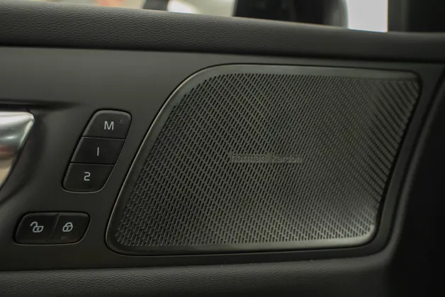 Volvo V60 2.0 T8 TE Ultra Dark for Business eAWD