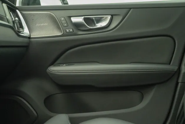 Volvo V60 2.0 T8 TE Ultra Dark for Business eAWD