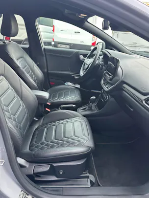 Ford Puma 1.0 EcoB Hybrid 155 ST-Line Vignale